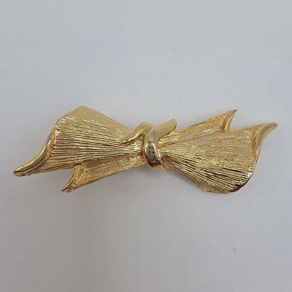 Gerry's Vintage Ribbon Bow Gold‎ Tone  Brooch Pin Christmas
